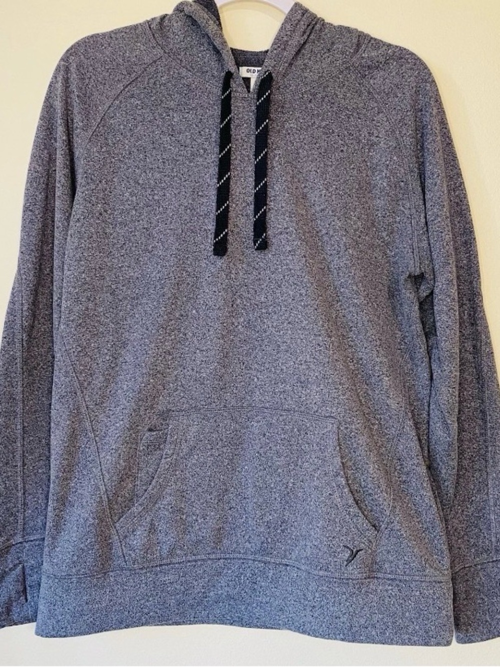 Old Navy Men's Gray Long Sleeve Hoodie Pullover Sweatshirt Size L